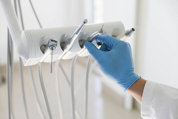 Professional Emergency Dentist technician working in Jackson, LA